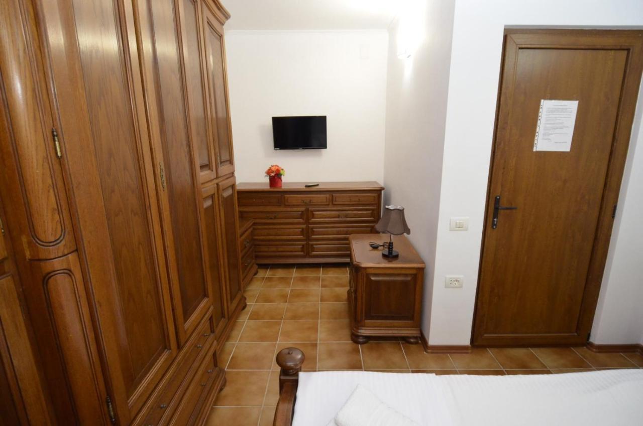 Апартаменты Vila Calypso Костинешти Экстерьер фото