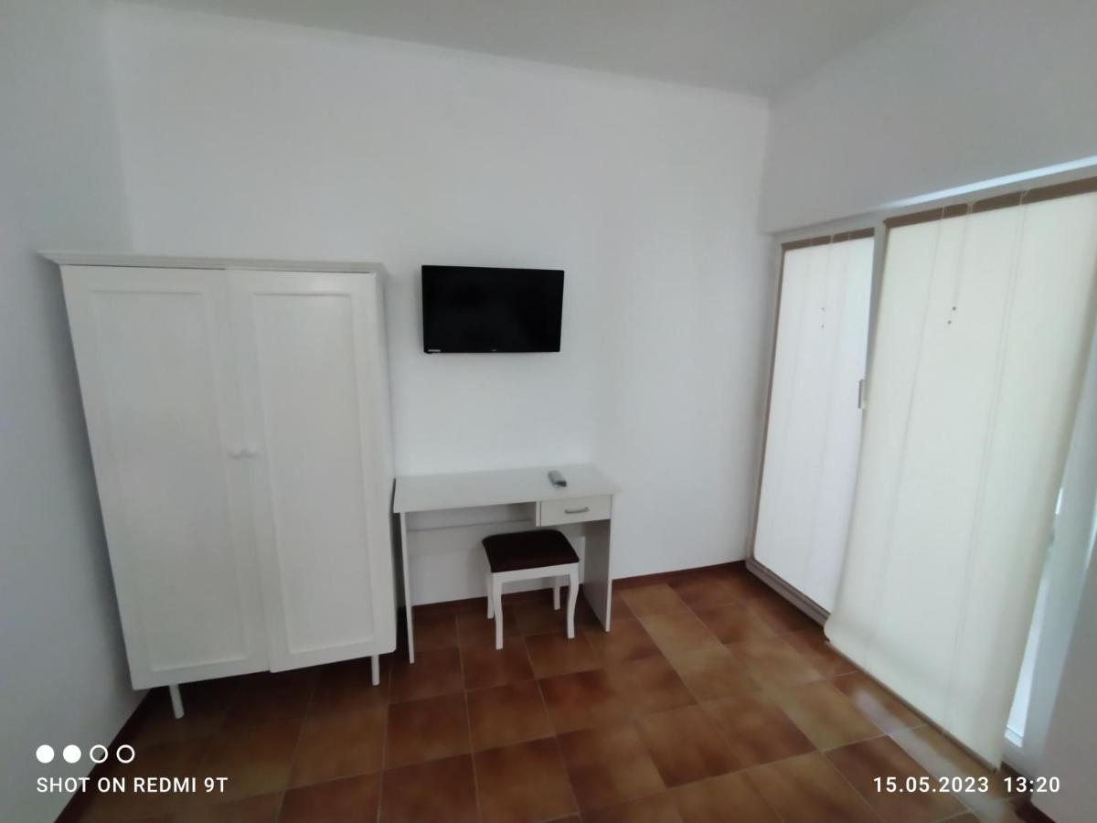 Апартаменты Vila Calypso Костинешти Экстерьер фото